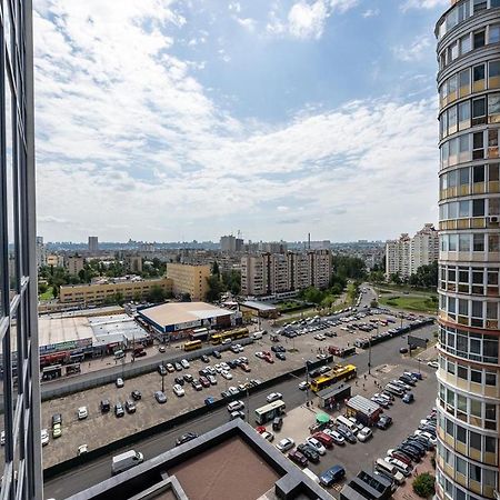 Fashionable Apartments. Smartplaza Metro Minskaya. Obolon Київ Екстер'єр фото