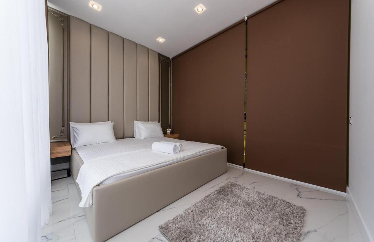 Fashionable Apartments. Smartplaza Metro Minskaya. Obolon Київ Екстер'єр фото