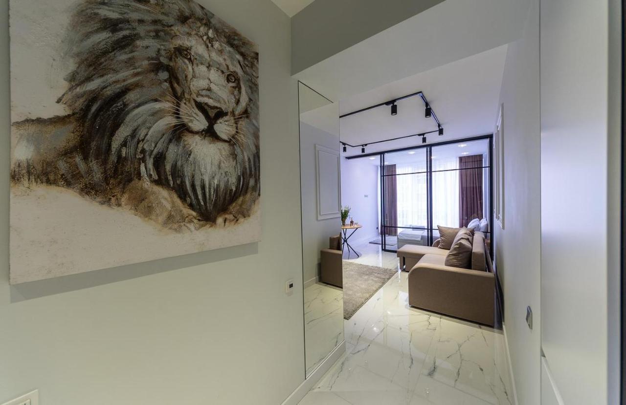 Fashionable Apartments. Smartplaza Metro Minskaya. Obolon Київ Екстер'єр фото